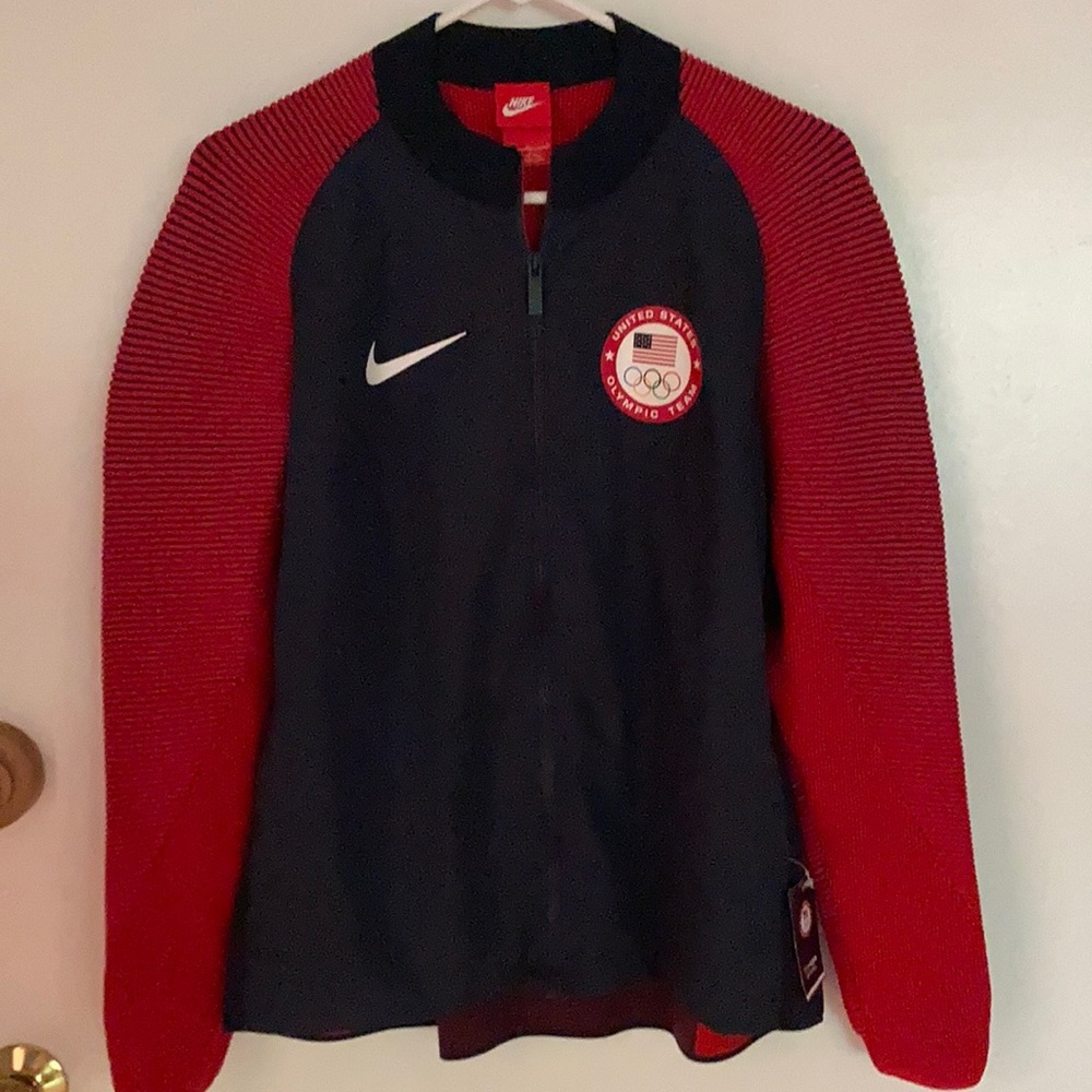 Nike women’s L team USA jacket